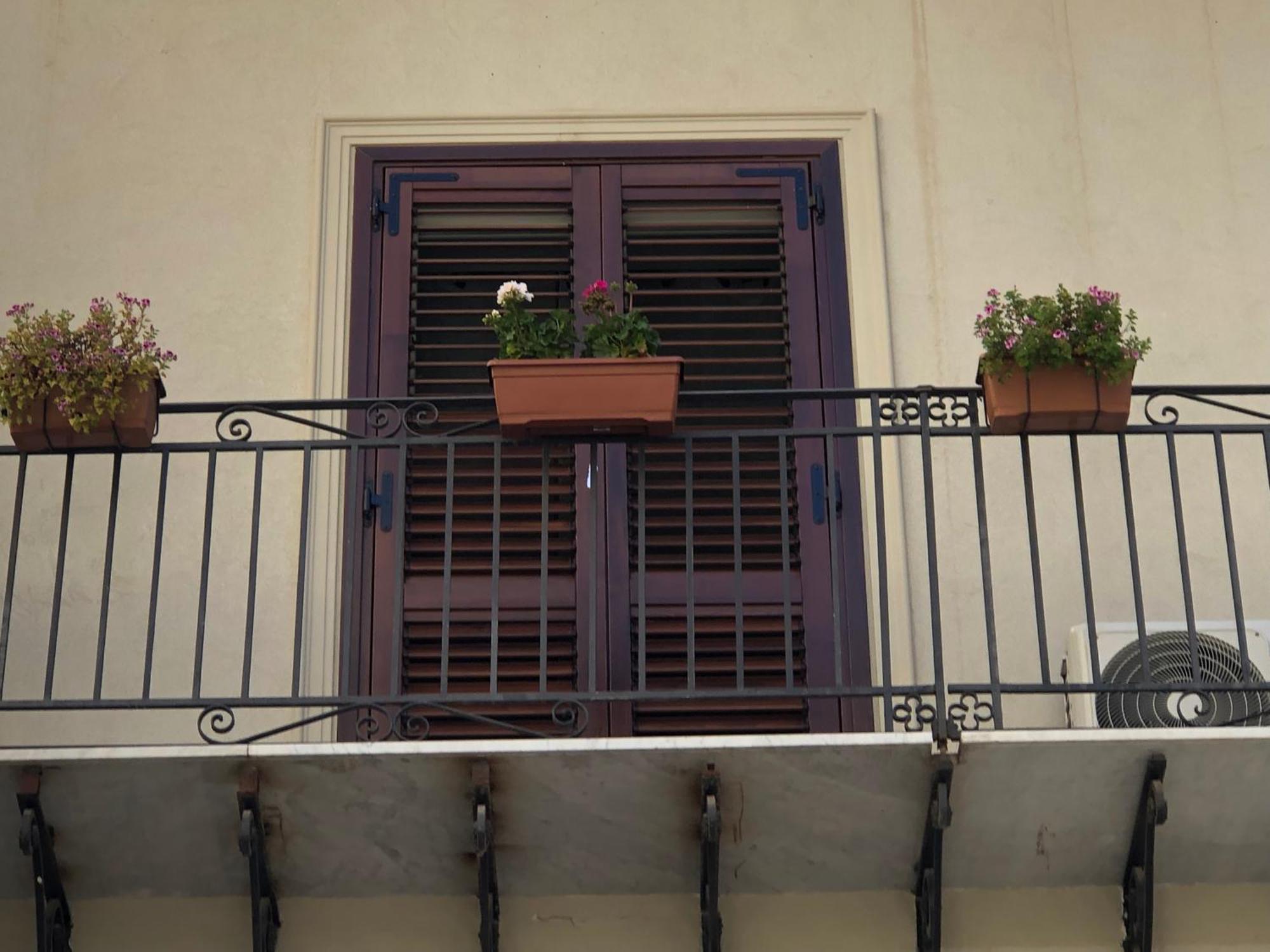 Reginella B&B Palermo Buitenkant foto