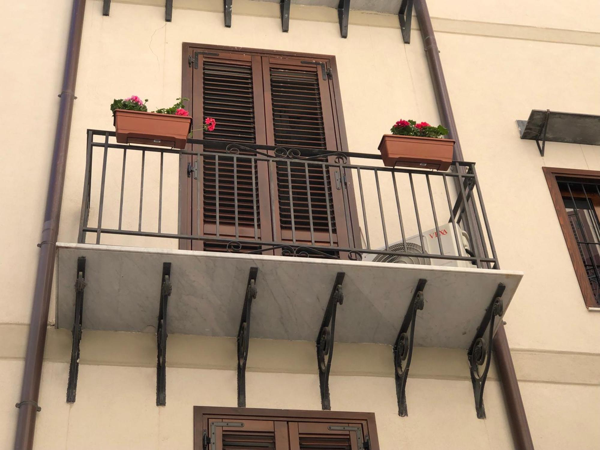 Reginella B&B Palermo Buitenkant foto